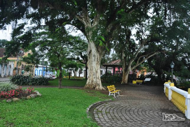 Uma deliciosa praça no centro de Morretes, próximo ao litoral do Paraná